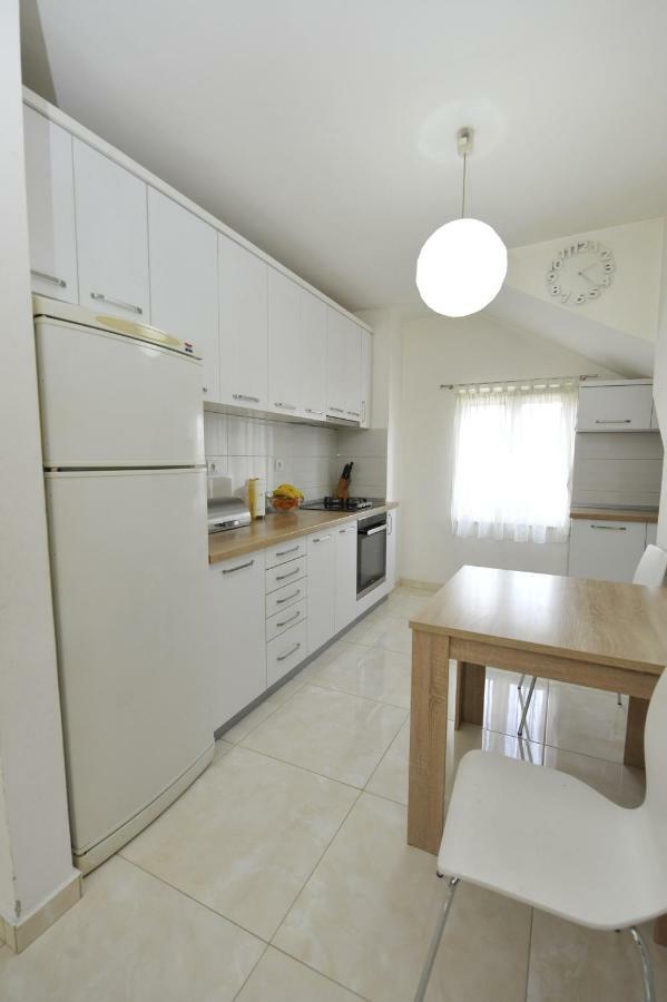 Vlatka Apartman Split Exterior photo